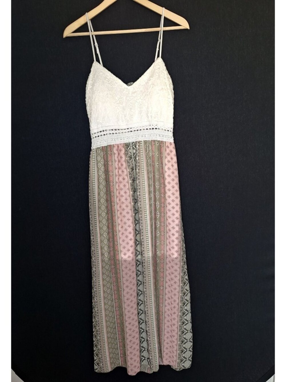 💙 J for Justify White Lace Boho Maxi Dress Size L/XL Crochet Waist Printed Skir